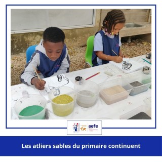 Les ateliers sables à l’école primaire